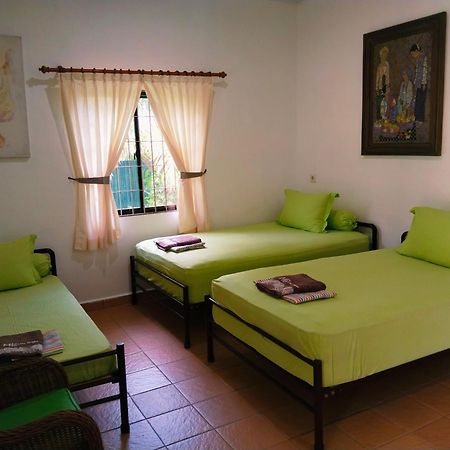 Mb Camp Singkil Hotell Gosongtelaga Eksteriør bilde