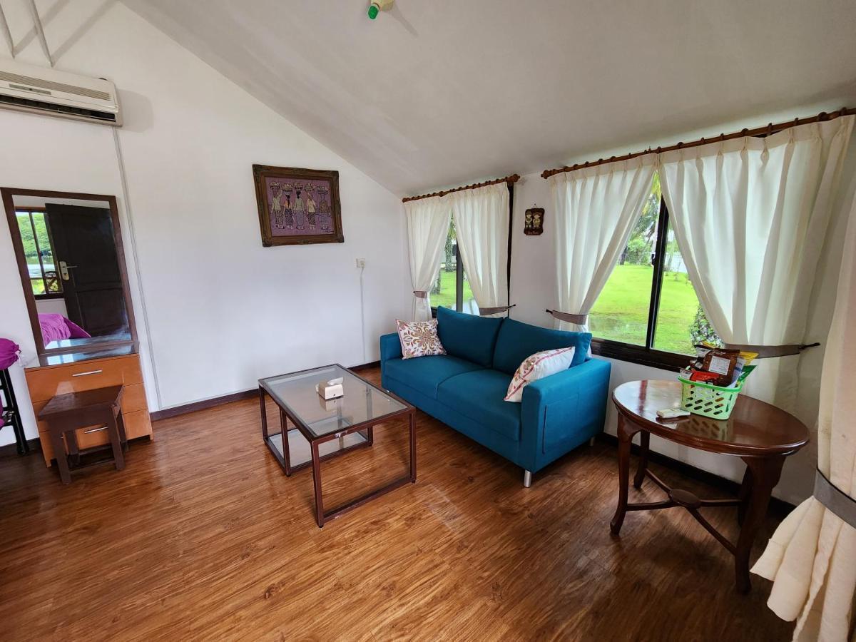 Mb Camp Singkil Hotell Gosongtelaga Eksteriør bilde