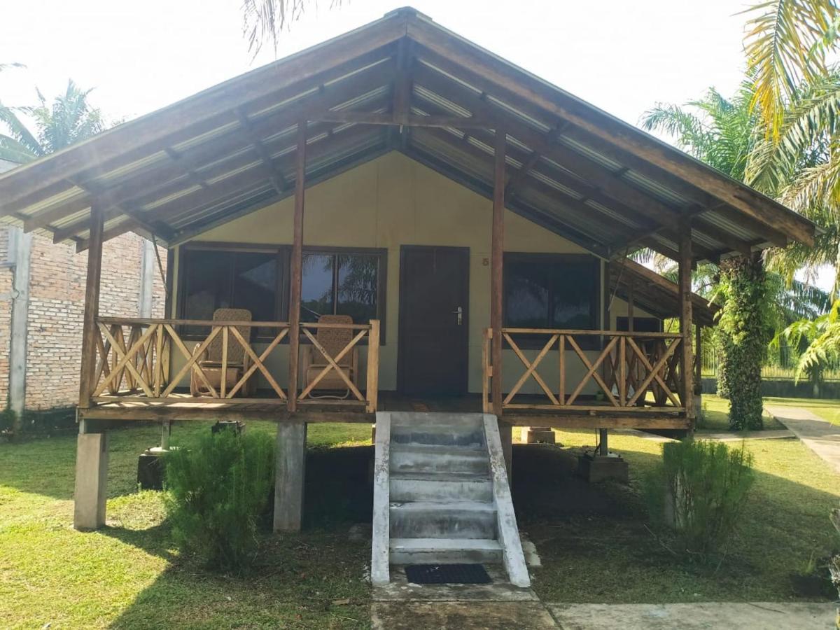 Mb Camp Singkil Hotell Gosongtelaga Eksteriør bilde
