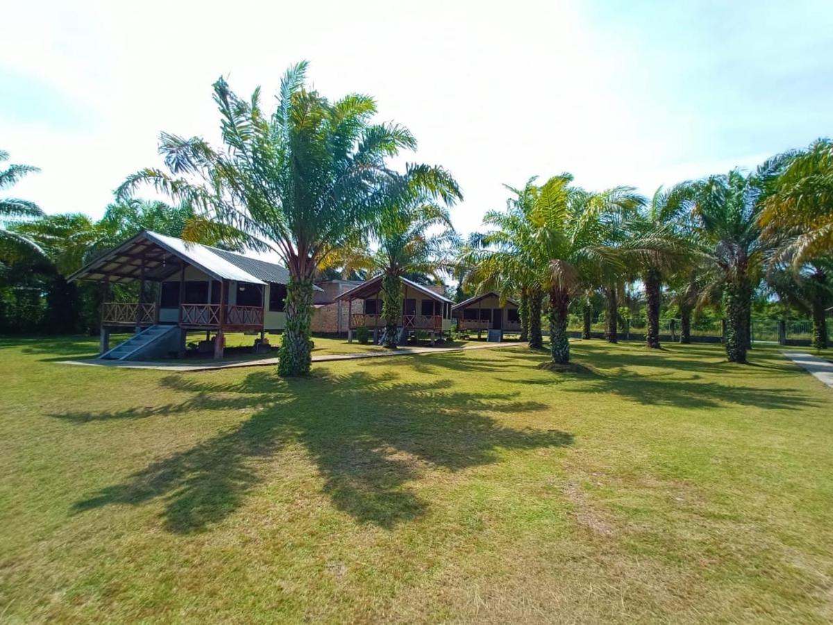 Mb Camp Singkil Hotell Gosongtelaga Eksteriør bilde